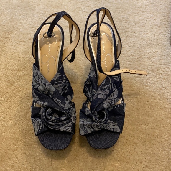 Jessica Simpson denim platform heel shoes - Picture 2 of 8